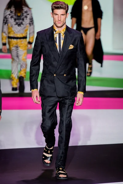Look 5